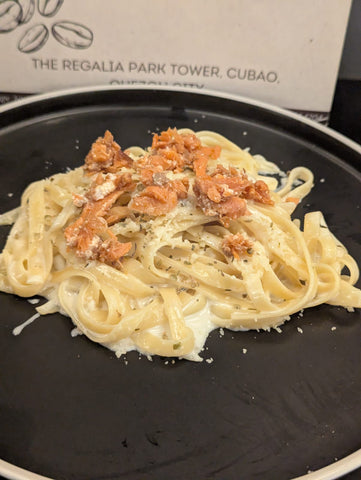 Fettuccine Alfredo With Salmon