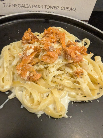 Fettuccine Alfredo With Salmon